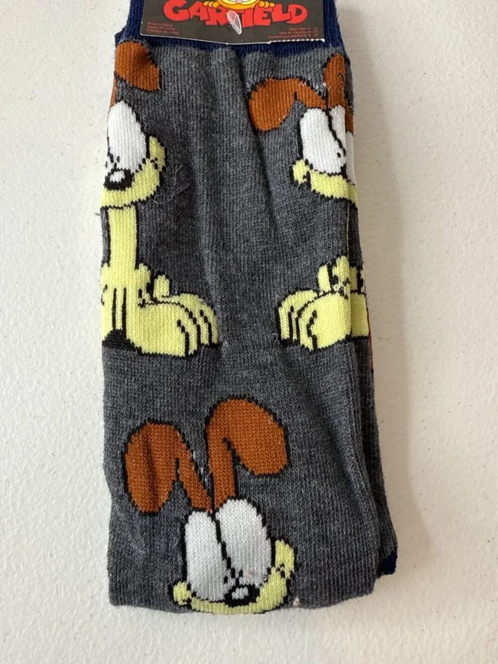 Garfield and Odie Crew Socks Mens Novelty Cartoon Gray NWT One Size